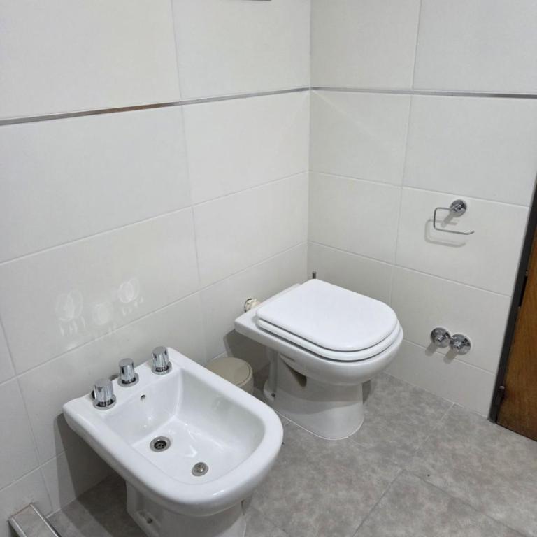 Luminoso Depto de 2 Amb Zona Guemes - One-Bedroom Apartment - 20