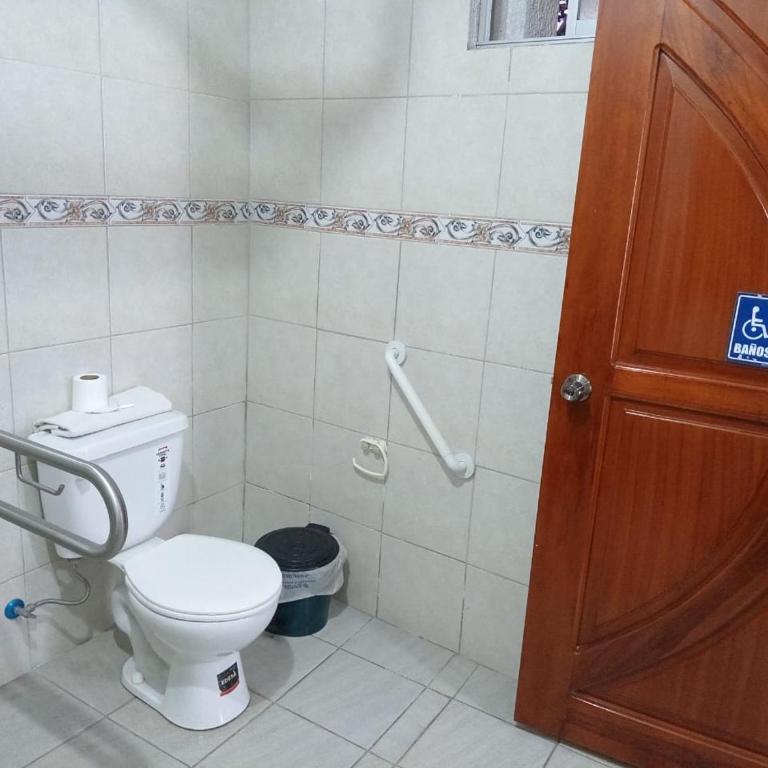Hostal Hojas - Twin Room - Disability Access - 4
