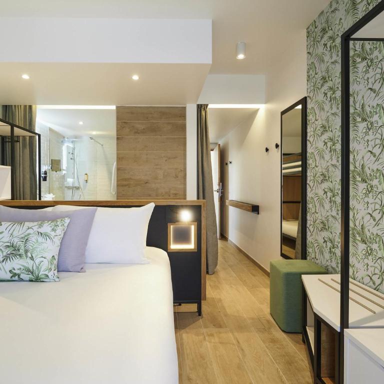 Mercure Avignon TGV Hotel & Spa - Chambre Double Classique avec Lits Superposés et Balcon - 1