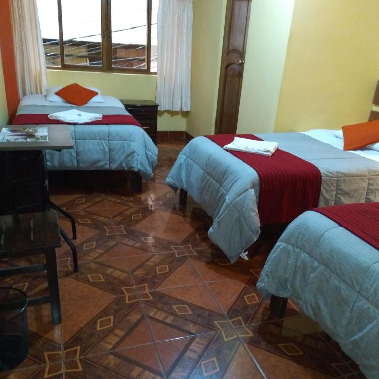 Hospedaje Tres Cruces - Habitación Triple con baño privado - 7