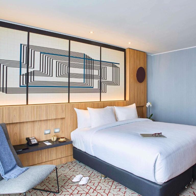 Pullman Lima Miraflores - Habitación Deluxe con cama extragrande - 1