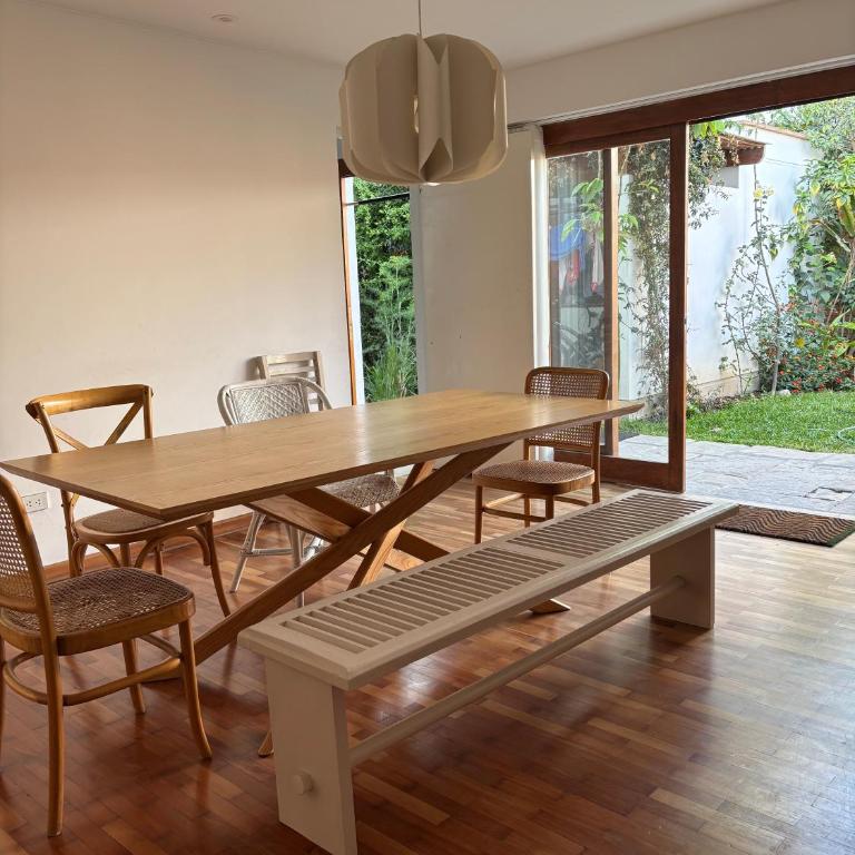 Casa amplia y acogedora, en Miraflores - Three-Bedroom Home - 3