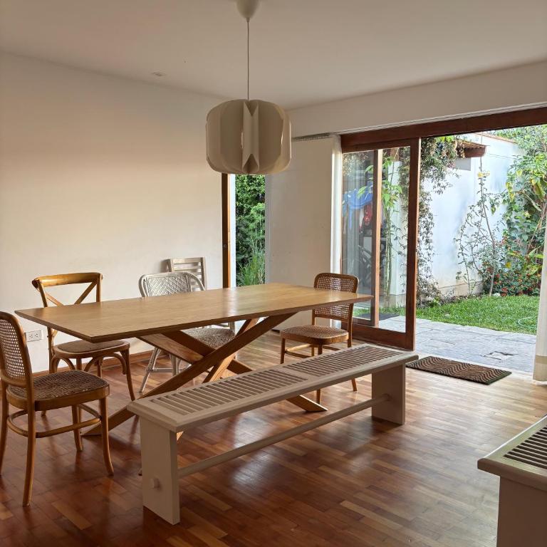 Casa amplia y acogedora, en Miraflores - Three-Bedroom Home - 6