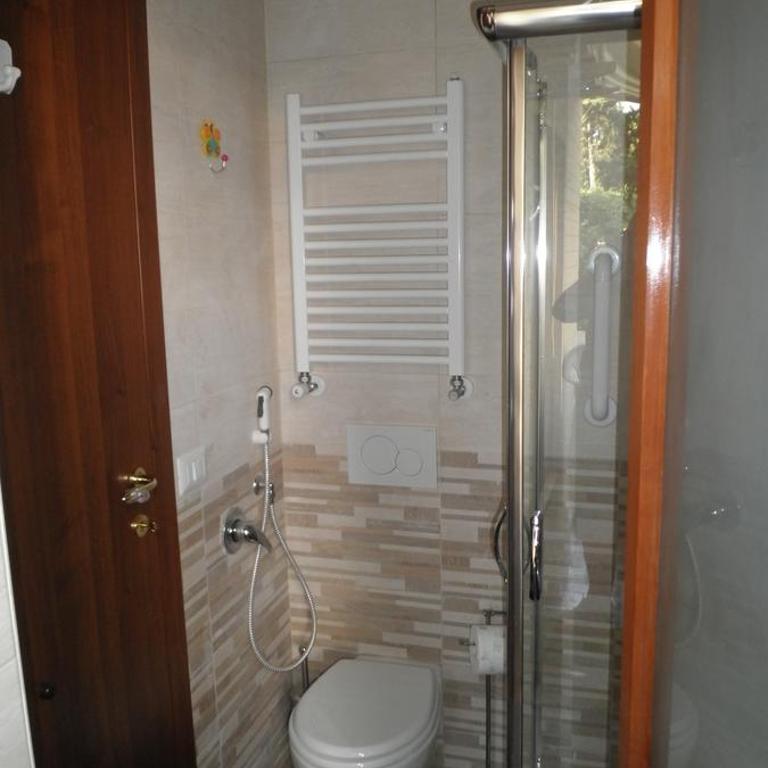 Don Milani - Camera Matrimoniale con Bagno Privato Esterno - 14