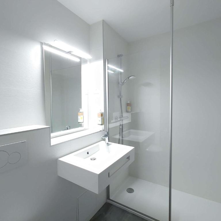 greet Grenoble Centre Gare Accor Hotel - POP Room with Double Bed - 6