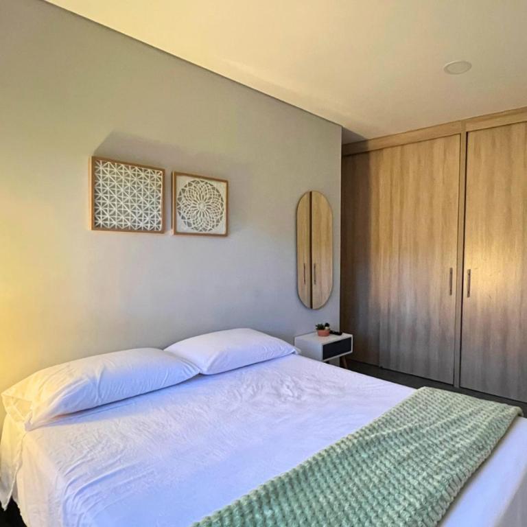 Apartamento Familiar en Sabaneta cerca al parque - Apartamento de 2 dormitorios - 3