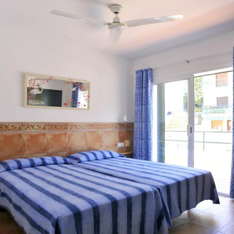 Apartaments El Berganti en Canyelles Petites - Apartamento - 5