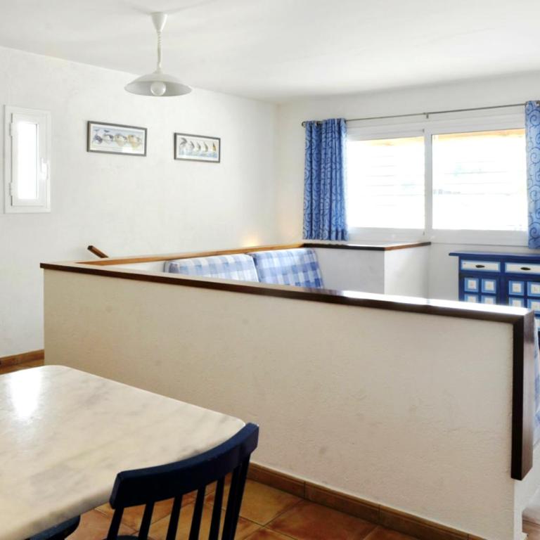Apartaments El Berganti en Canyelles Petites - Apartamento - 2