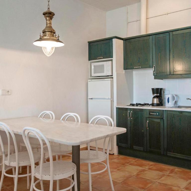 Apartaments El Berganti en Canyelles Petites - Apartamento de 3 dormitorios - 3