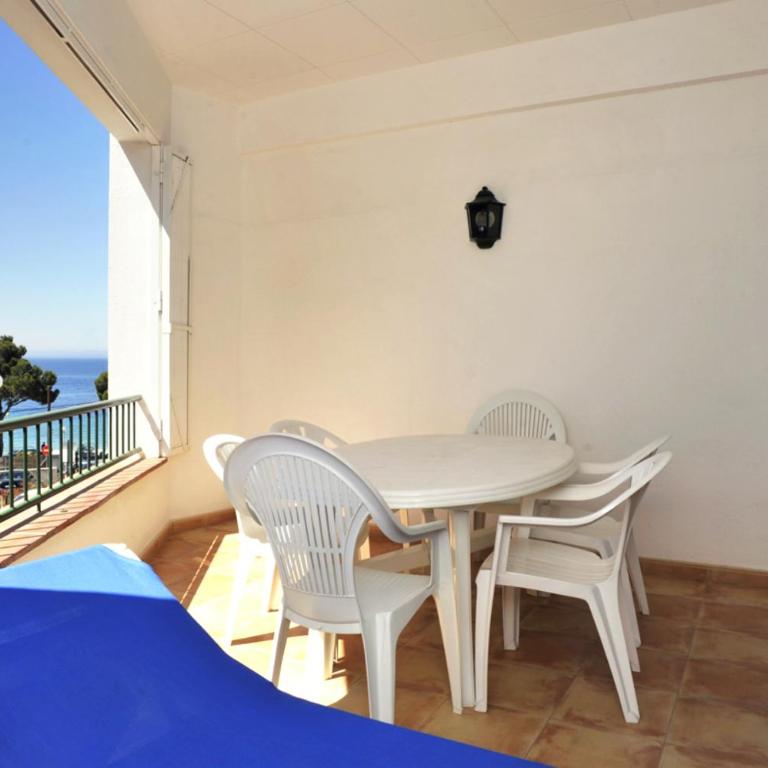 Apartaments El Berganti en Canyelles Petites - Apartamento de 3 dormitorios - 7