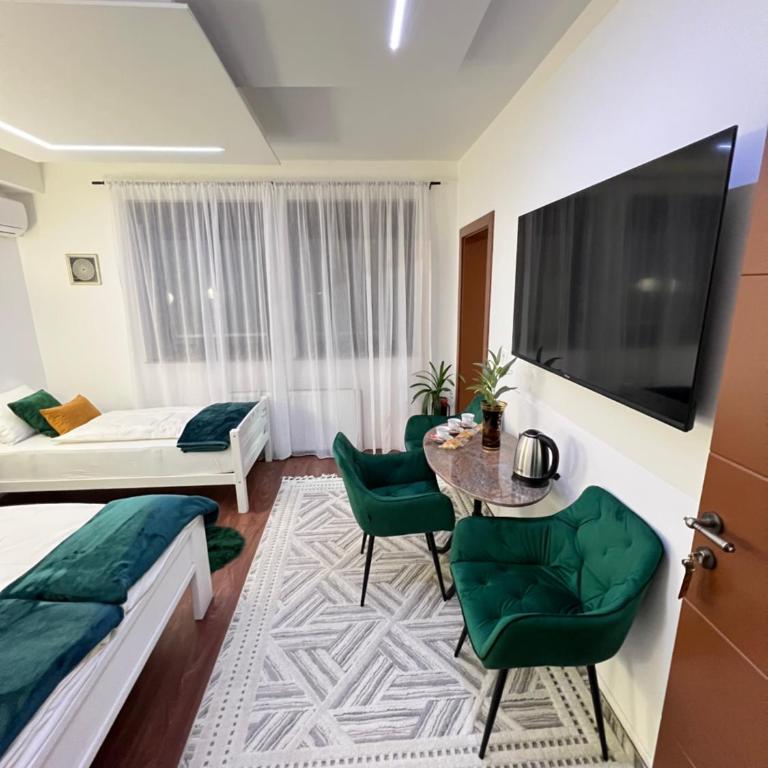 Aman Guesthouse - Luxury Triple Room - 2