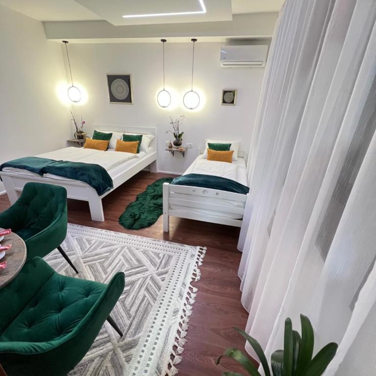Aman Guesthouse - Luxury Triple Room - 4