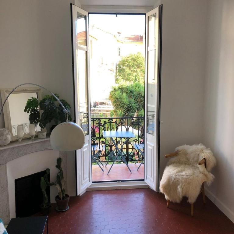 Maison Toesca - Old charm & sunny balcony - Appartement 1 Chambre - 9