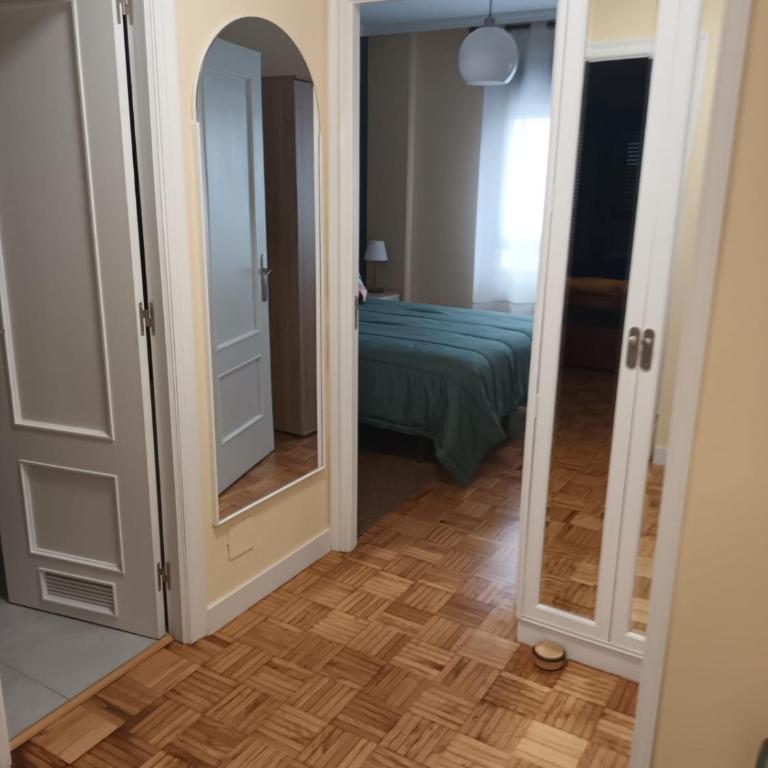 Apartamento Playa de Gijon - Apartamento de 1 dormitorio - 28