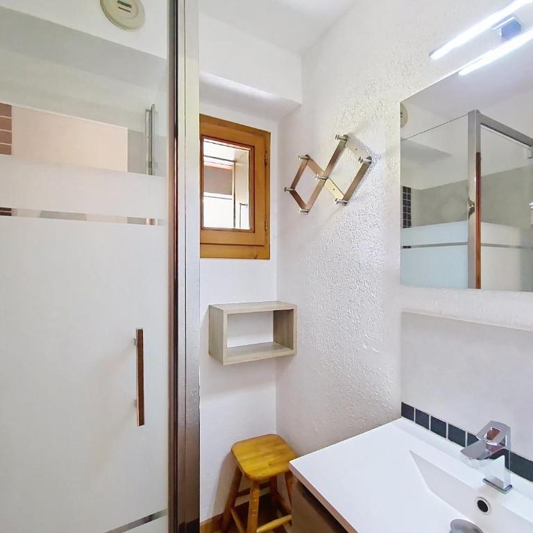 VOINETTES VNB7 TELECABINE & MOUNTAIN 5 Pers - Apartment - 8