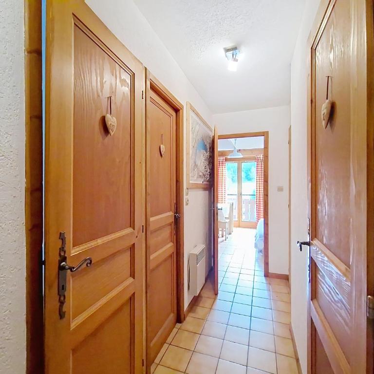 VOINETTES VNB7 TELECABINE & MOUNTAIN 5 Pers - Apartment - 9