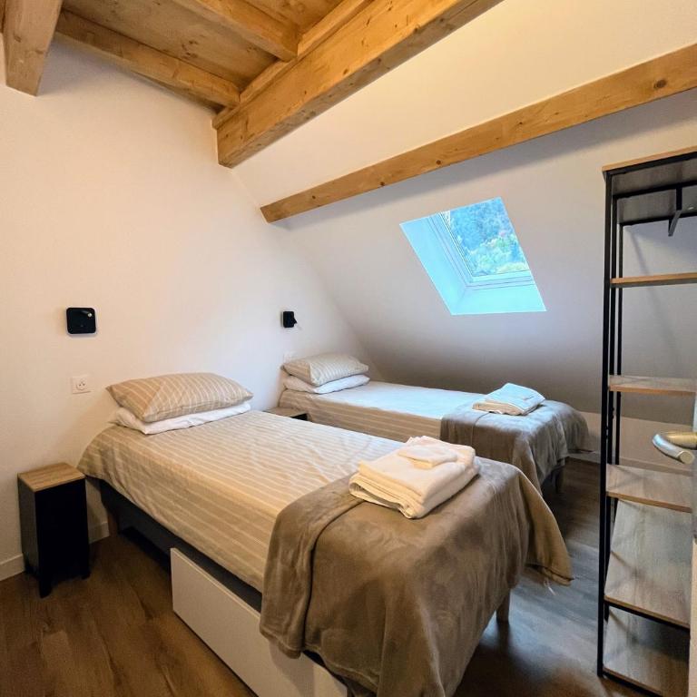 Le Vieux Bourg Apartment 4, Spacious 3 bedroom Apartment, Ski & Cycle - Apartamento de 3 dormitorios - 28