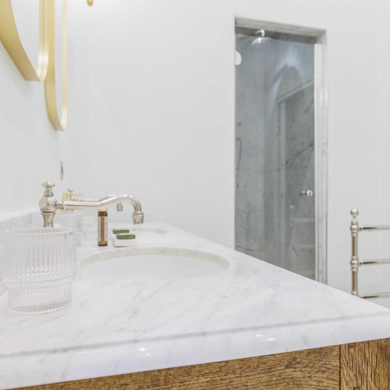 Superb apartment near Notre-Dame Cathedral - Mobility lease - Appartement 3 Chambres - 37