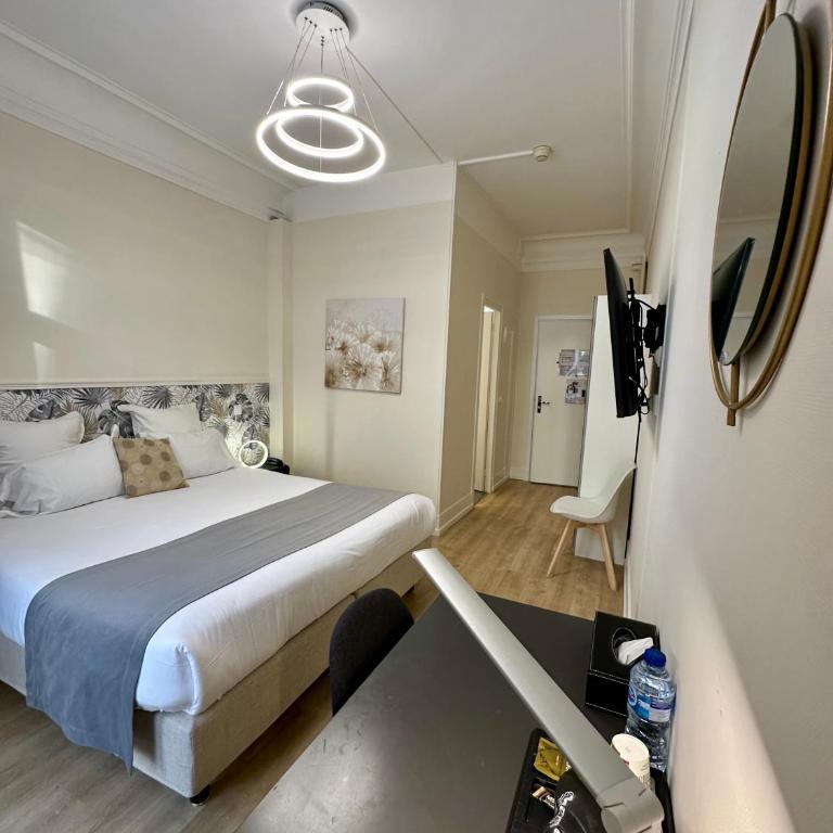 Hôtel Océanic - Grands Magasins - Chambre Standard - 1