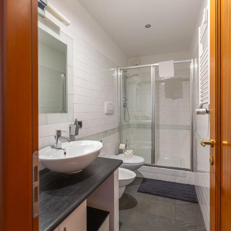 White Taranto Apartment - Appartamento con 3 Camere da Letto - 3