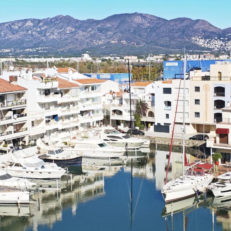 Apartamento C Frente al canal con Terraza - Apartamento de 1 dormitorio con vistas al río - 35