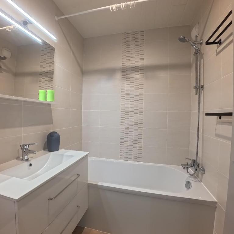 Les Herminières - Appartement Standard - 16