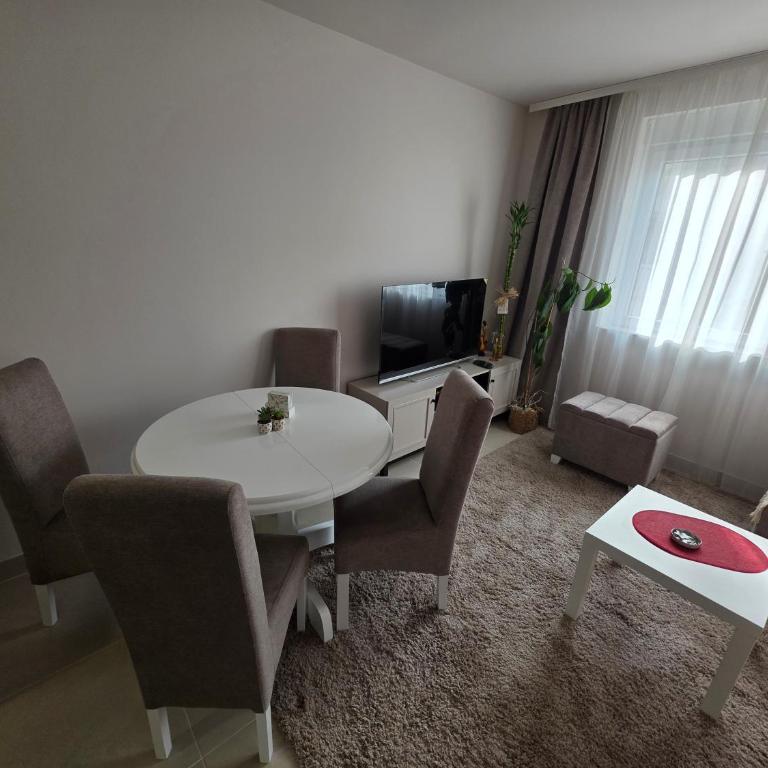 Apartman Bibi centar - One-Bedroom Apartment - 2