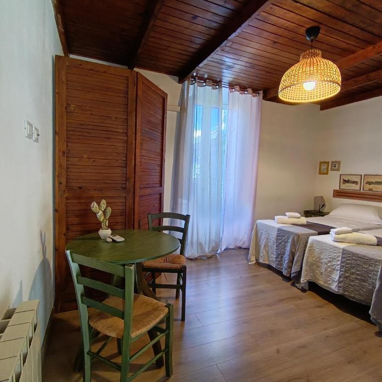 I Vespri - Double or Twin Room with Balcony - 28