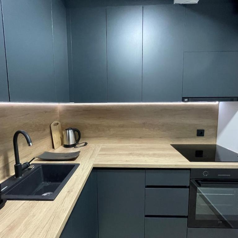 Apartment in the center with free parking - Apartman sa 2 Spavaće Sobe - 7