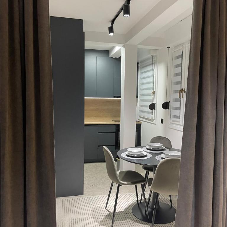 Apartment in the center with free parking - Apartman sa 2 Spavaće Sobe - 5