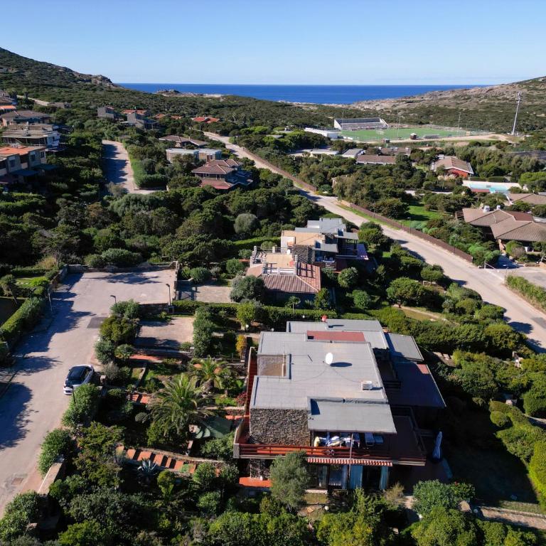 Villetta con Giardino a pochi passi dalla Spiaggia - Casa con 3 Camere da Letto - 56