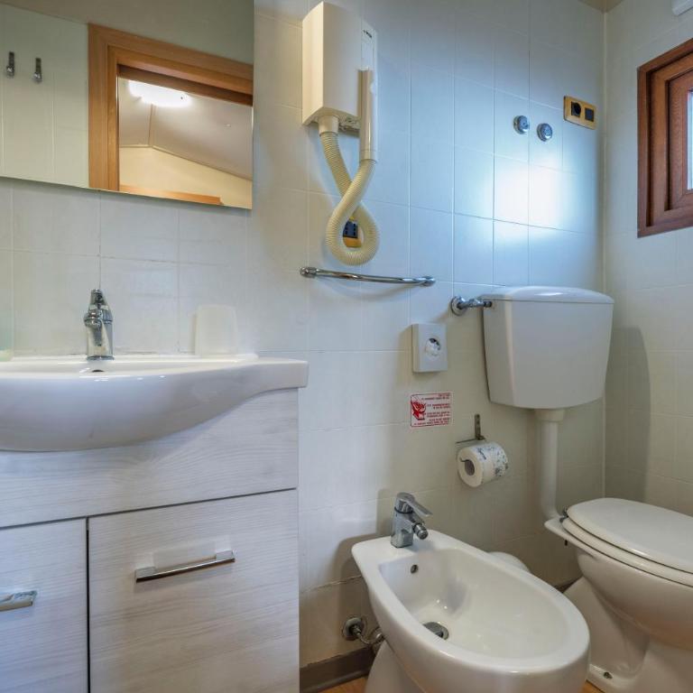 Camping Village Scaglieri - Chalet (2 Adulti) con Vista Mare - 6