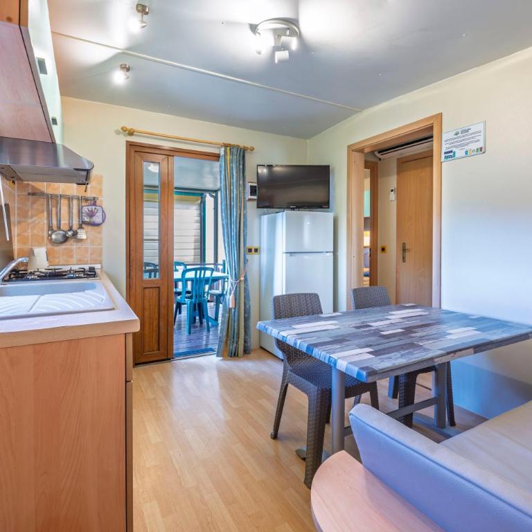 Camping Village Scaglieri - Cottage con 2 Camere da Letto - 3