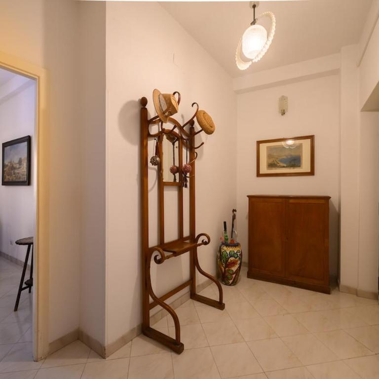 Retrò Apartment in the Heart of Testaccio - Appartamento con 3 Camere da Letto - 82
