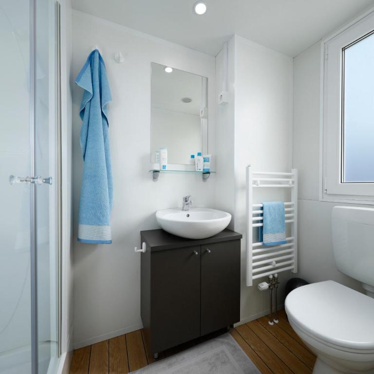 Knaus Campingpark Nürnberg - Mobile Home Neptun - 5