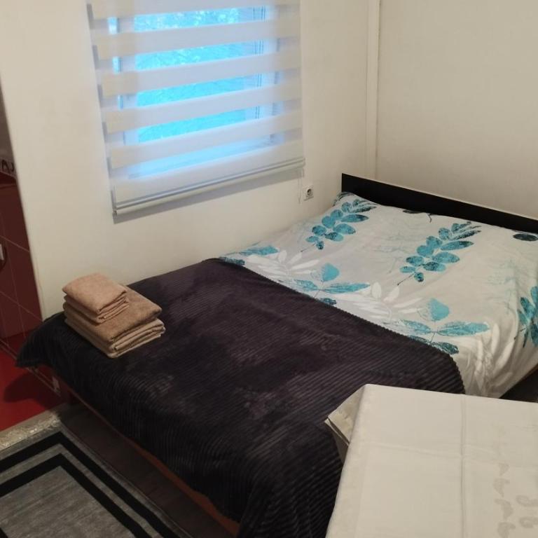 Small Apartment private bathroom ,strong internet - Small Single Room - 2
