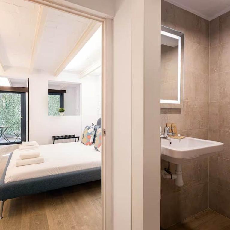 The Collection Barcelona - Amazing 3 Bedroom Apartment with indoor POOL - Apartment - 49