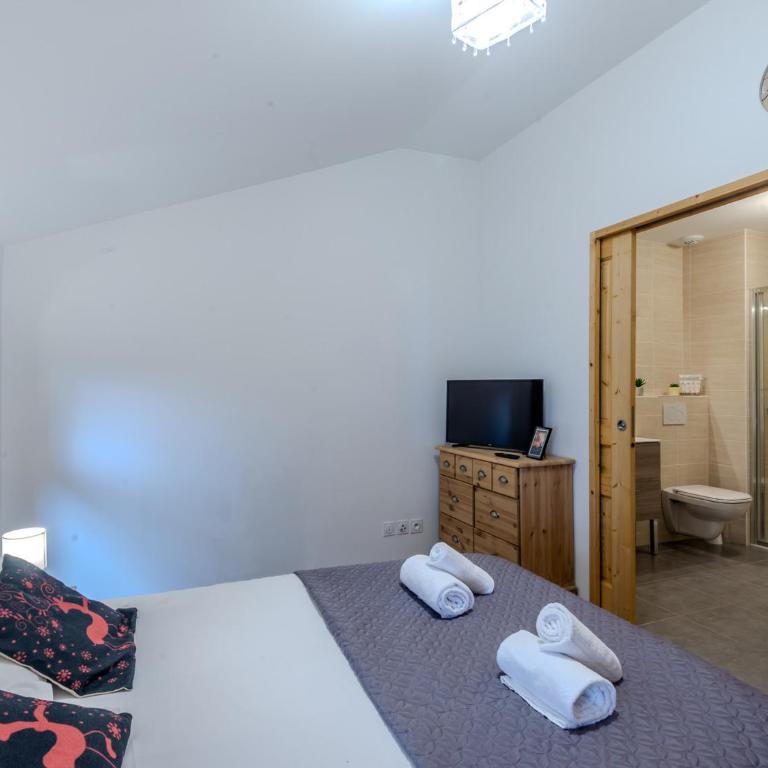 Appartement 2 chambres à Morzine, proche centre, terrasse, Sauna, Wifi - FR-1-754-40 - Apartment - 9
