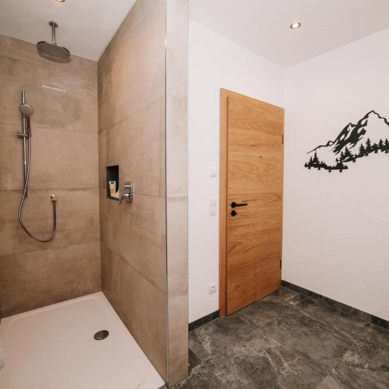Ferienwohnung Niederbergerhof - Two-Bedroom Apartment with Mountain View - 16