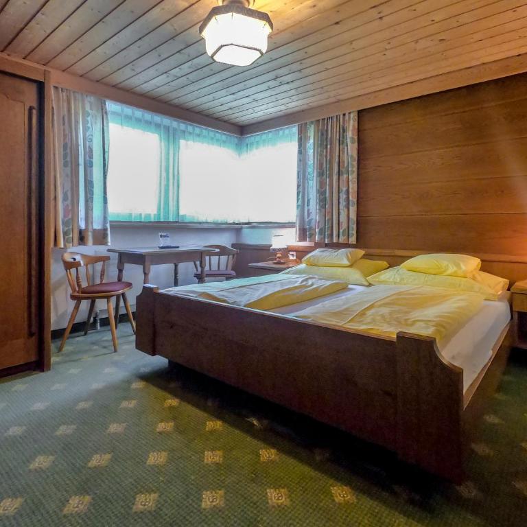 Sonnenhotel Soldanella Sonneck - Kleines Doppelzimmer - 2