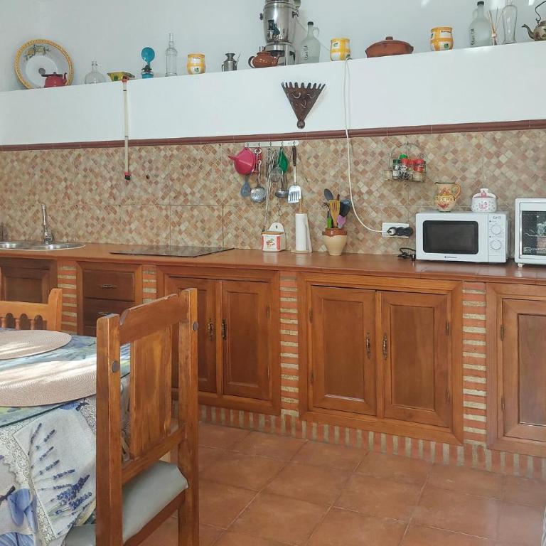 Amazing Home In Ronda - Casa de vacaciones de 5 dormitorios - 4