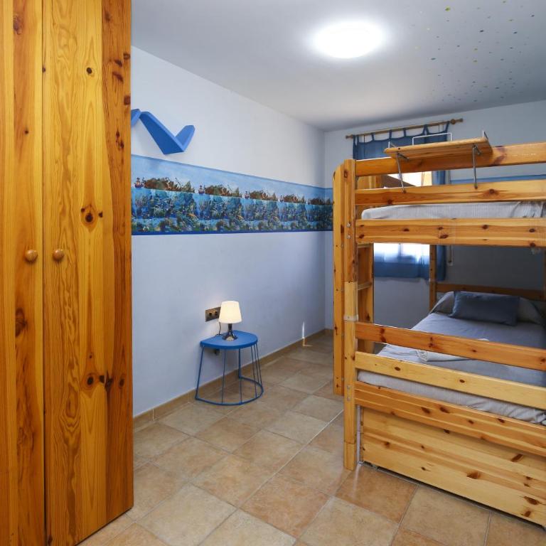 BRUSELAS 2 Family House - Four-Bedroom House - 11