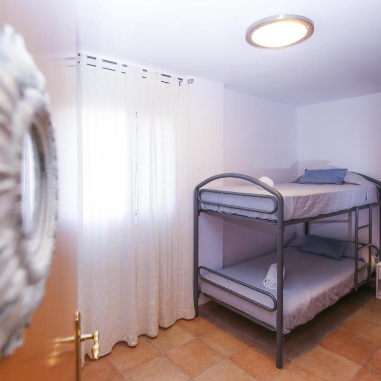 BRUSELAS 2 Family House - Four-Bedroom House - 16