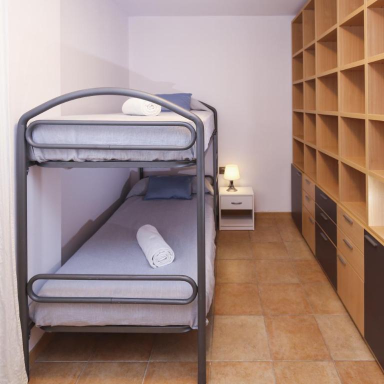BRUSELAS 2 Family House - Four-Bedroom House - 18