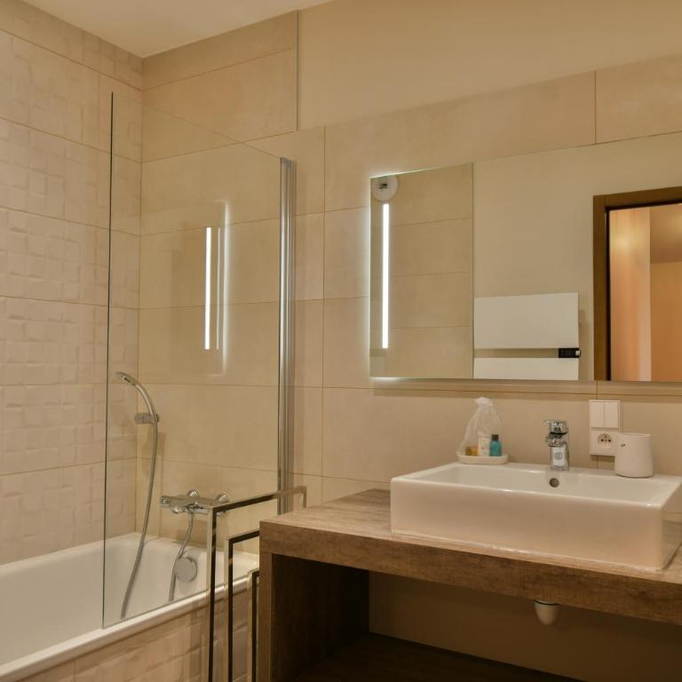 Diamant Noir 0102 - Apartment - 6