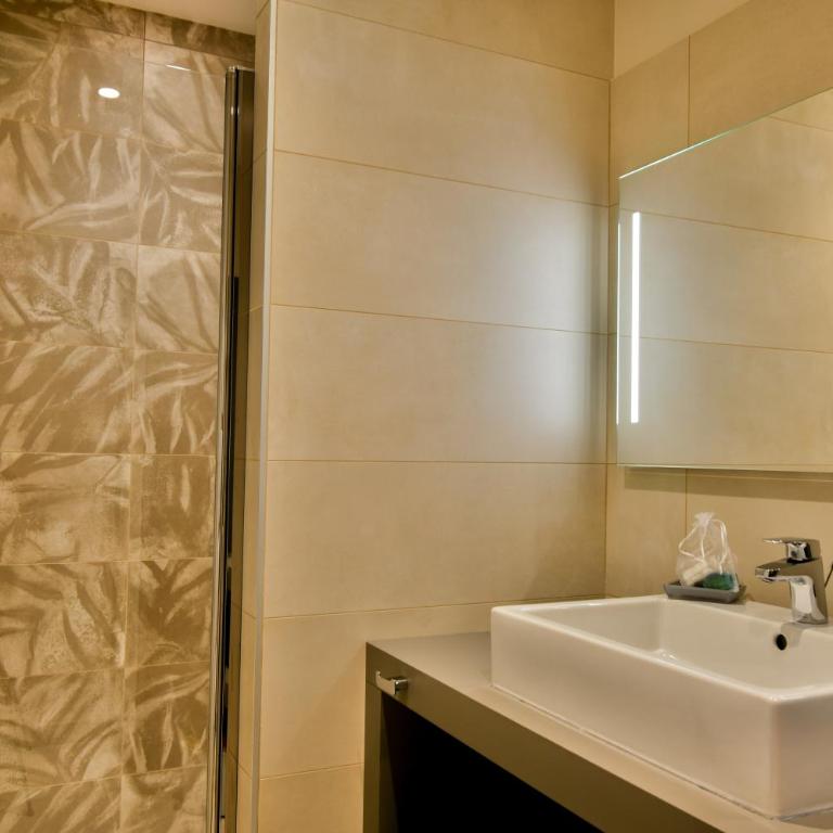 Diamant Noir 0102 - Apartment - 14