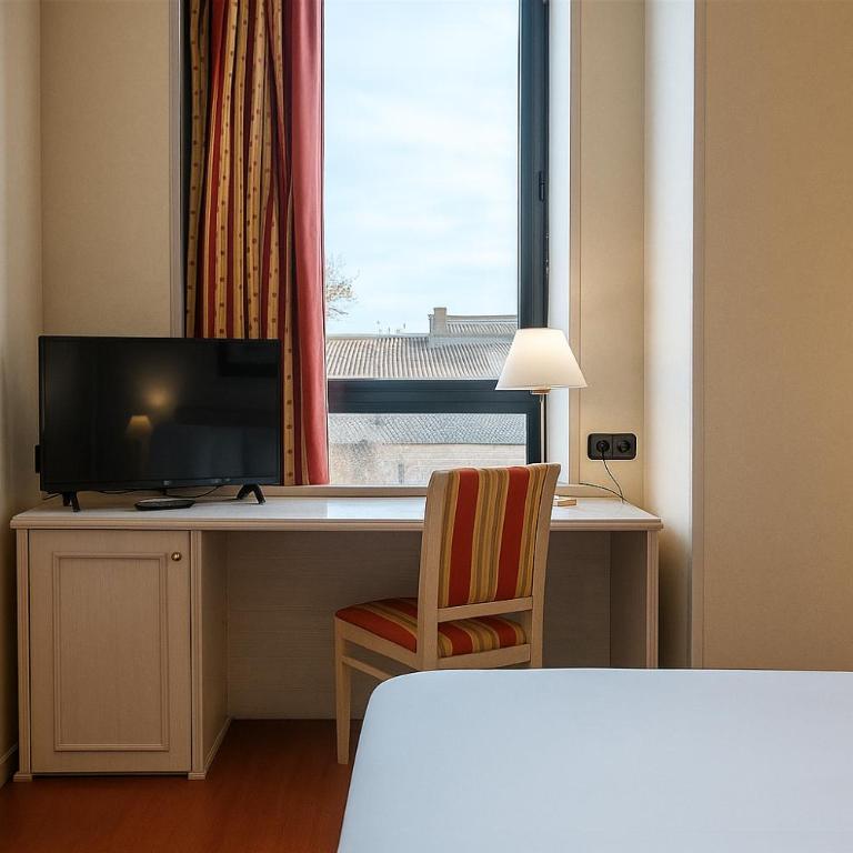 Sunotel Aston - Standard Double Room - 5