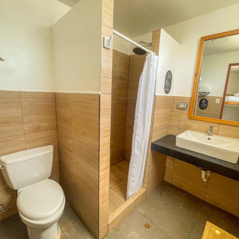 Viajero Paracas Hostel - Cama en habitación compartida mixta de 4 camas - 3