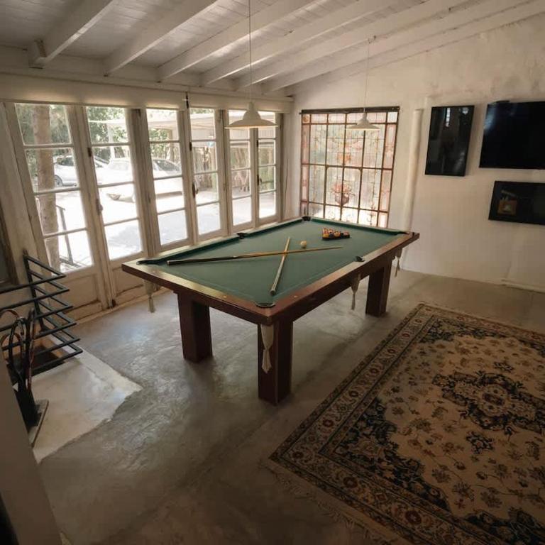 Casa de Tenis con Pileta Padel y Gimnasio - Casa - 26