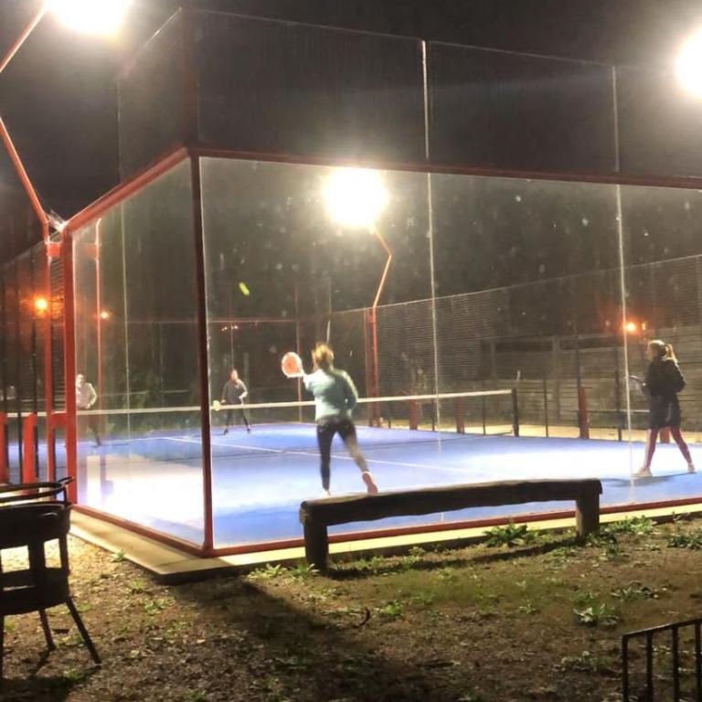 Casa de Tenis con Pileta Padel y Gimnasio - Casa - 42